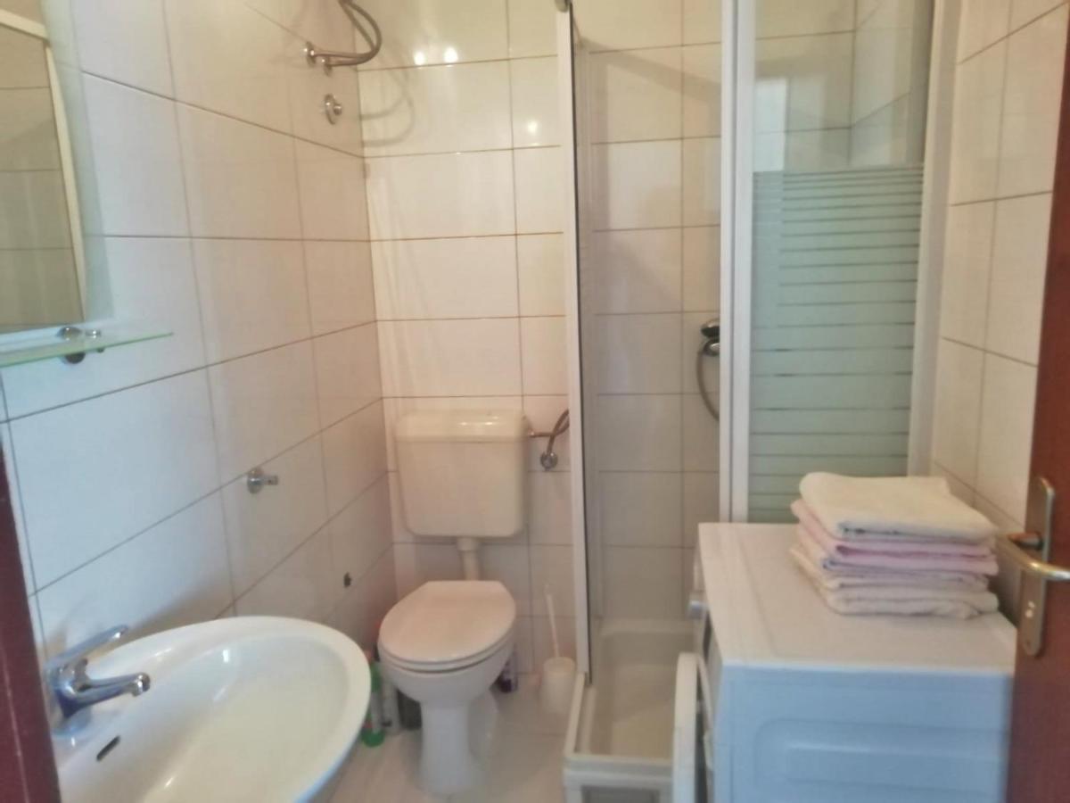 Apartment Kovacic 오미스 외부 사진